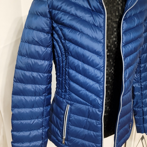 Kenneth Cole coat - Picture 4 of 10